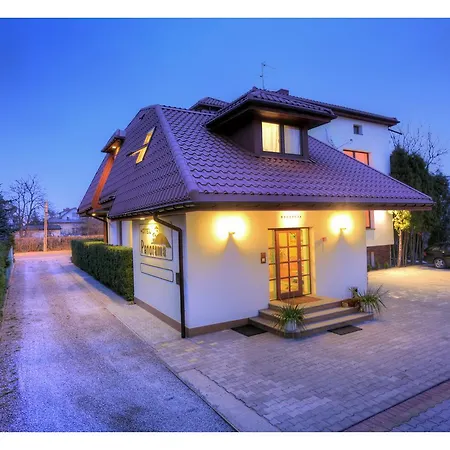 מלון Panorama Bh 2*